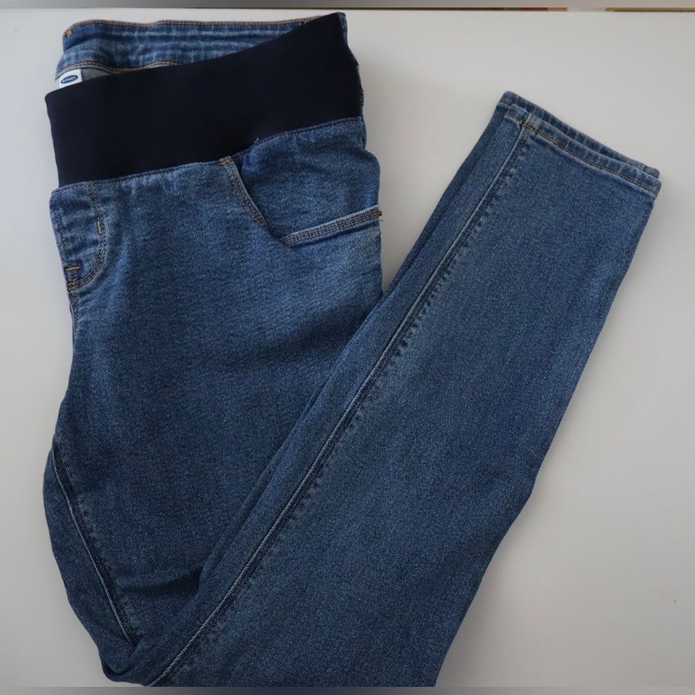 Old navy maternity jeans